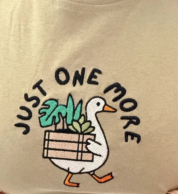 Vintage Smoking Cat Meme T-shirt customer review